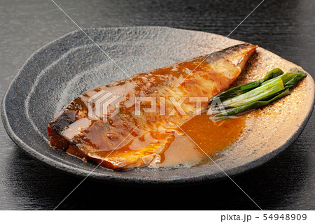 サバの味噌煮 54948909