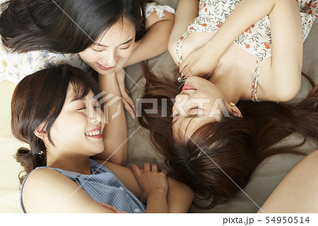 女子会 パジャマパーティー 女子会 パジャマパーティー 54950514