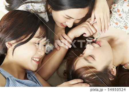 女子会　パジャマパーティー 54950524