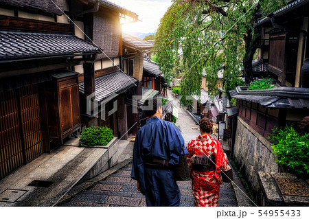 Traveler in Higashiyama District, Kyoto, Japan 54955433