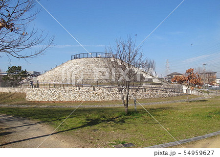 七観山古墳跡　ミニ展望台 54959627