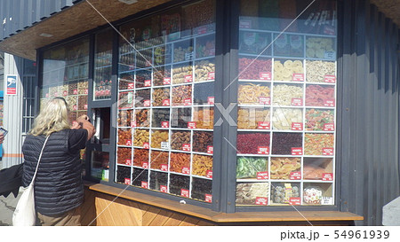 ドライフルーツの売店【ロシア ウラジオストク】 ドライフルーツの売店【ロシア ウラジオストク】 54961939
