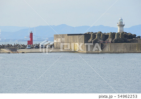防波堤 白い灯台･赤い灯台（岩瀬浜海水浴場／富山県富山市岩瀬） 54962253
