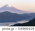 富士山と湖 54966419