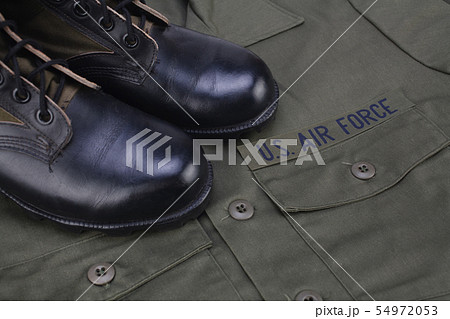 U.S. AIR FORCE olive green uniform with boots 54972053