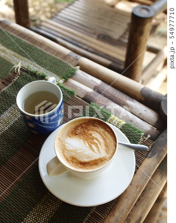 cappuccino full fine bubble cream little cacao  54977710