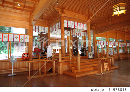 安曇野　穂高神社 拝殿 54978813