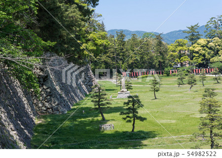 春の松江城二の丸 春の松江城二の丸 54982522