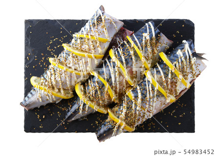 Fresh mackerel with spices and lemon  54983452