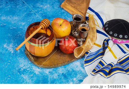Rosh hashanah jewish New Year holiday concept. 54989974
