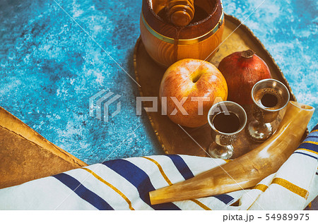 Rosh hashanah Jewish New Year holiday symbols Rosh hashanah Jewish New Year holiday symbols 54989975