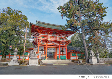 京都 今宮神社の冬景色 54990261