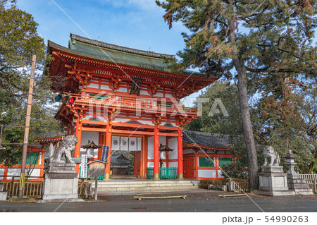 京都 今宮神社の冬景色 54990263