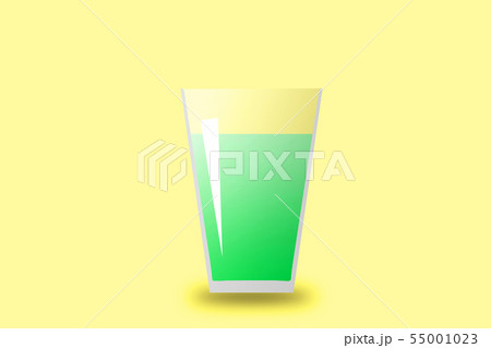 グラスに入った緑の野菜ジュースまたはグリーンティー グラスに入った緑の野菜ジュースまたはグリーンティー 55001023