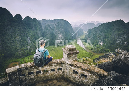Traveler in Vietnam 55001665