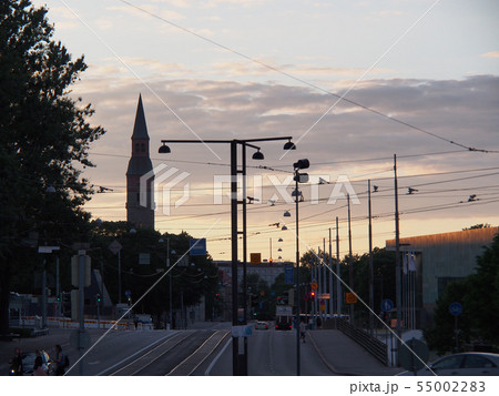 フィンランド 7月のヘルシンキの深夜の夕景の写真素材