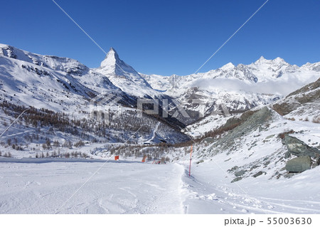 冬のスイス　ツェルマット　スキー場　Matterhorn 55003630