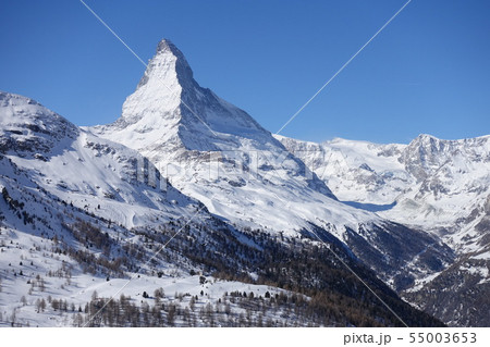 冬のスイス ツェルマット スキー場 Matterhornの写真素材
