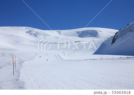 冬のスイス ツェルマット スキー場 Matterhorn 冬のスイス ツェルマット スキー場 Matterhorn 55003918