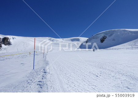 冬のスイス　ツェルマット　スキー場　Matterhorn 55003919