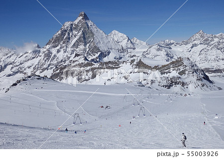 冬のスイス ツェルマット スキー場 Matterhornの写真素材