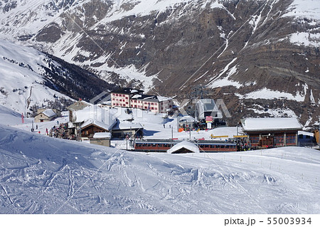 冬のスイス　ツェルマット　スキー場　Matterhorn 55003934