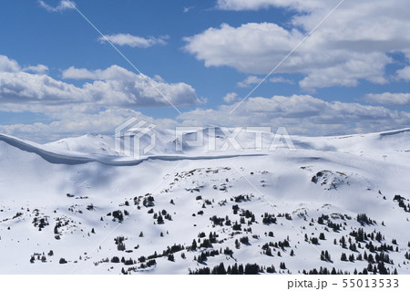 Mountains in Loveland Pass, Colorado, USA Mountains in Loveland Pass, Colorado, USA 55013533