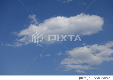 青空と白い雲 青空と白い雲 55015092