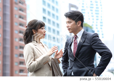 ビジネスマン男女　ミドル 55016604
