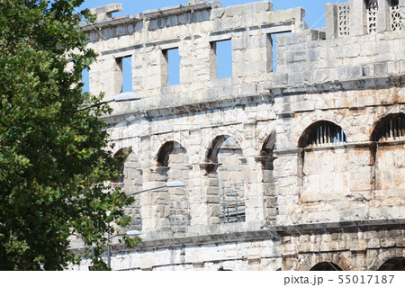 クロアチアのプーラの円形劇場(3) 55017187