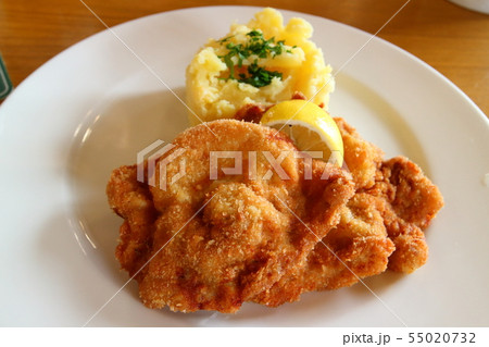 ヴィーナーシュニッツェル ヴィーナーシュニッツェル 55020732