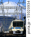 小田急8000形電車　富士山を背に走る 55020934