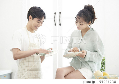 カップル　ライフスタイル 55021238