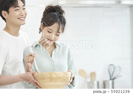カップル ライフスタイル カップル ライフスタイル 55021239