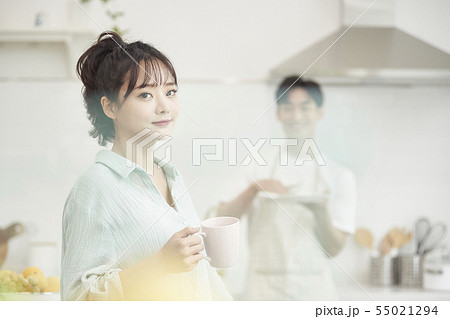 カップル ライフスタイル カップル ライフスタイル 55021294