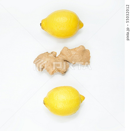 Fresh lemons and ginger root. Fresh lemons and ginger root. 55032012