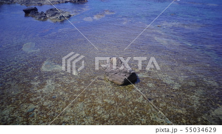 透き通る海 55034629