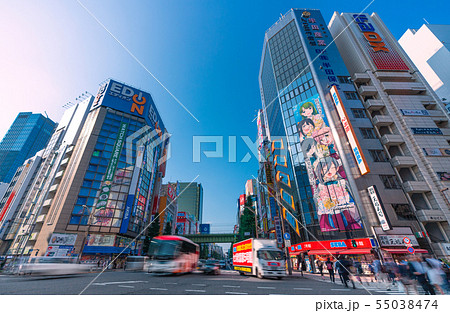 日本の東京都市景観 東京・秋葉原。梅雨の晴れ間=2019年7月17日撮影 日本の東京都市景観 東京・秋葉原。梅雨の晴れ間=2019年7月17日撮影 55038474