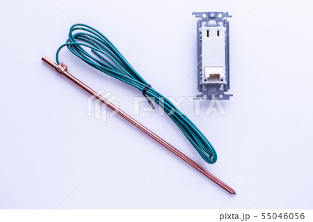 電設資材。アース棒。アース端子付きコンセント。 電設資材。アース棒。アース端子付きコンセント。 55046056
