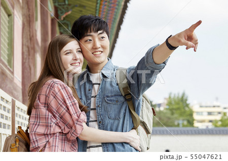 カップル 観光客 男 55047621