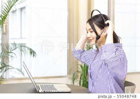 ビデオチャット　休憩　コールセンター　小休止　ヘッドセット 55048748