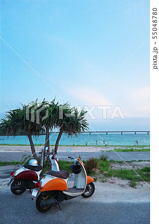 沖縄県 宮古島 サンセットビーチの写真素材