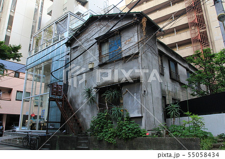 古いアパート 古いアパート 55058434