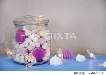 Marshmallow in a glass jar Marshmallow in a glass jar 55065031
