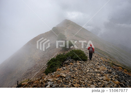 山岳風景 (悪天候) 山岳風景 (悪天候) 55067077