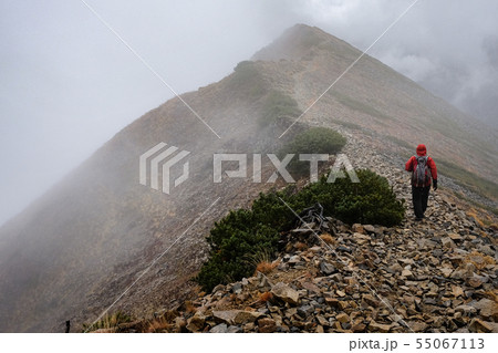 山岳風景 (悪天候) 山岳風景 (悪天候) 55067113