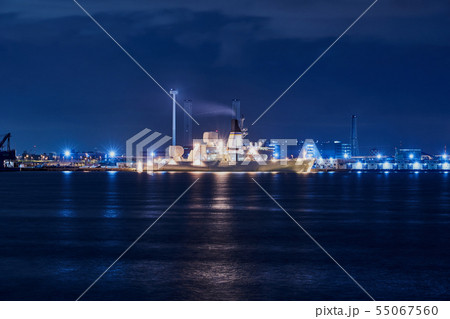 都市夜景　横浜　横浜港　瑞穂埠頭の夜景 55067560