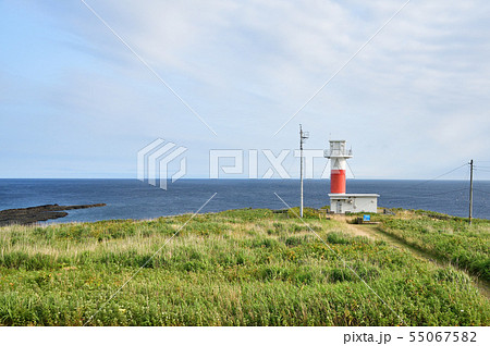 北海道寿都町弁慶岬で弁慶岬灯台の夏の朝の風景を撮影 55067582