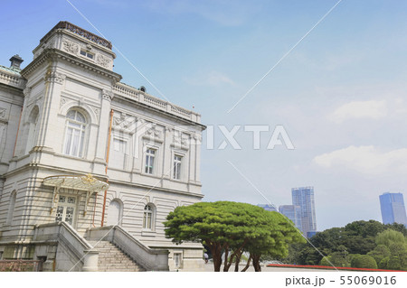 東京・迎賓館赤坂離宮 西側側面から見る主庭 東京・迎賓館赤坂離宮 西側側面から見る主庭 55069016