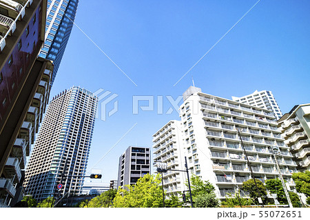 タワーマンションのある都市風景 タワーマンションのある都市風景 55072651